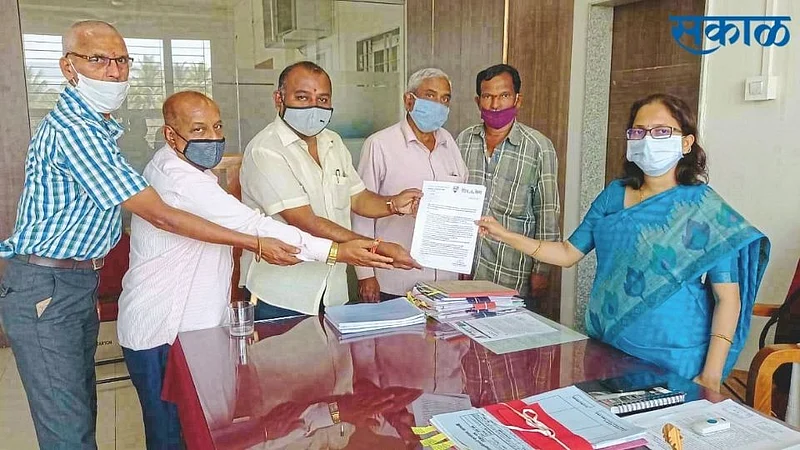 Gas shut off pump; 7 thousand autorickshaw drivers in crisis}