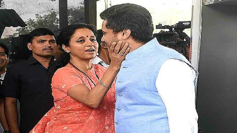आत्या- भाच्यावर मोठी जबाबदारी, मुंबई पालिकेच्या निवडणुकीसाठी करणार एकत्र काम