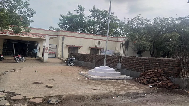 The sub-district hospital of Selu has come to be known as a convenient hospital for the treatment of patients. 2.jpg