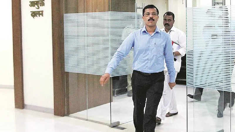 पुन्हा एकदा तुकाराम मुंढे यांची बदली, मानवी हक्क आयोगाच्या सचिवपदी नियुक्ती