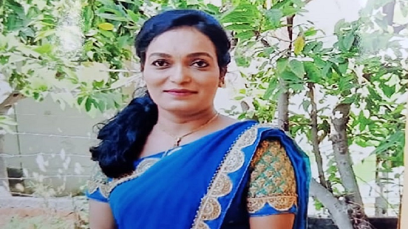 Woman is no more in Car accident Near Umred Nagpur District Latest News