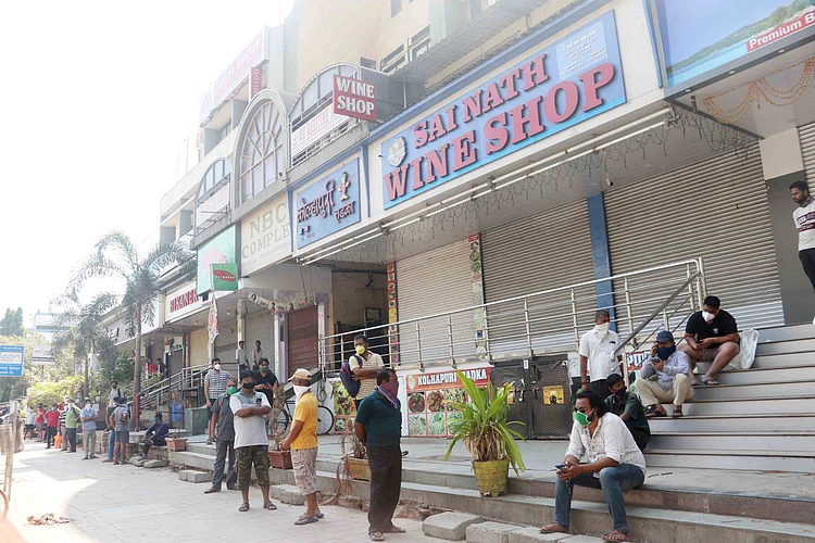 अन् दारुची दूकाने उघडलीच नाही... नवी मुंबईतील तळीरामांचा हिरमोड