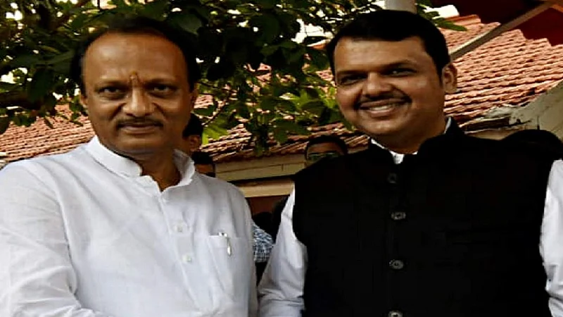 म्हणून भर सभागृहात देवेंद्र फडणवीस यांनी मानले अजित पवार यांचे आभार