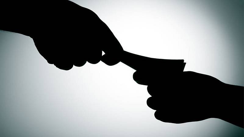 anti corruption police arrests