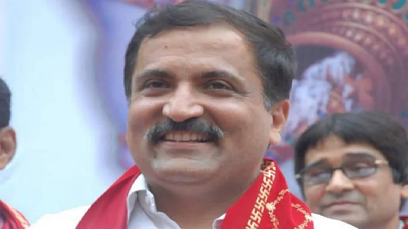 राष्ट्रवादी हा ढोंगी पक्ष नैतिकतेचा बुरखा फाटला, मुंडेंप्रकरणी भाजपची टीका