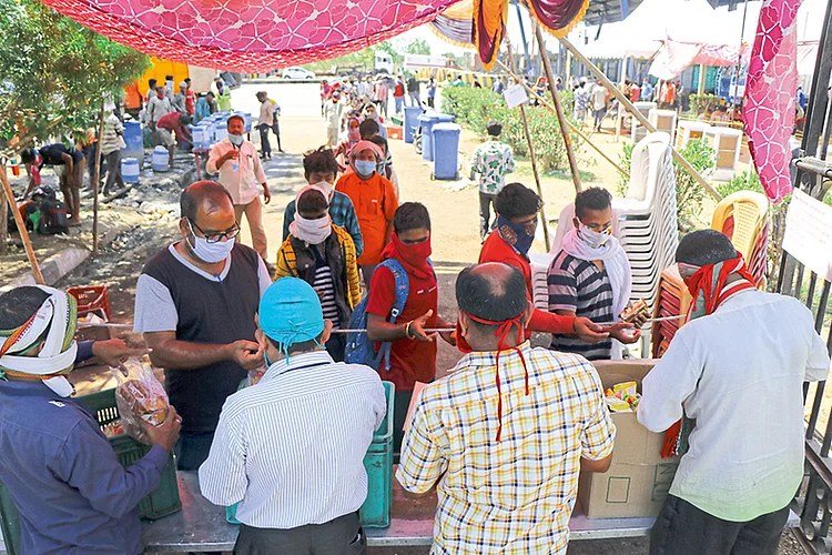 They provide food to thousands of labours daily