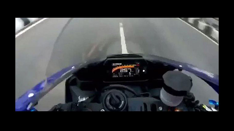 video made viral by the rider going at a dangerous speed of almost 300 kmph