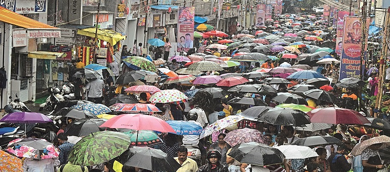 ठाण्यात खरेदीच्या उत्साहामुळे कोंडी!