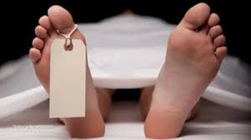Corona positive doctor dies during treatment
