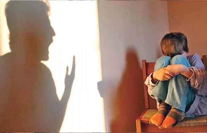Akola Shegaon News: Attempt to kill with the click of a heater