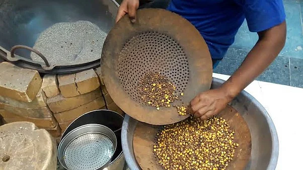 Sprouts are good for the body, so it is called the almond of the poor akola marathi news