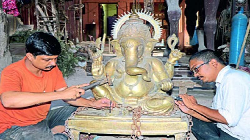 ganesh murti 651.jpg