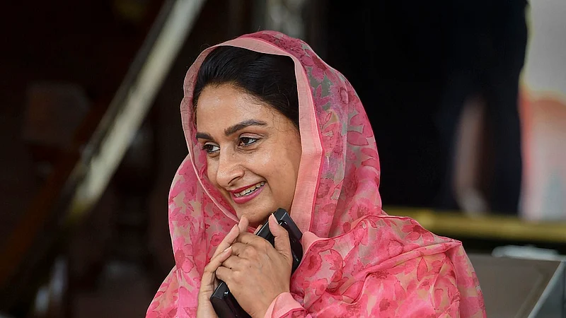 harsimrat kaur