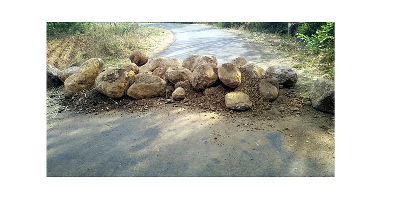 All Gates Close In Gadhinglaj Taluka Villages Kolhapur Marathi News