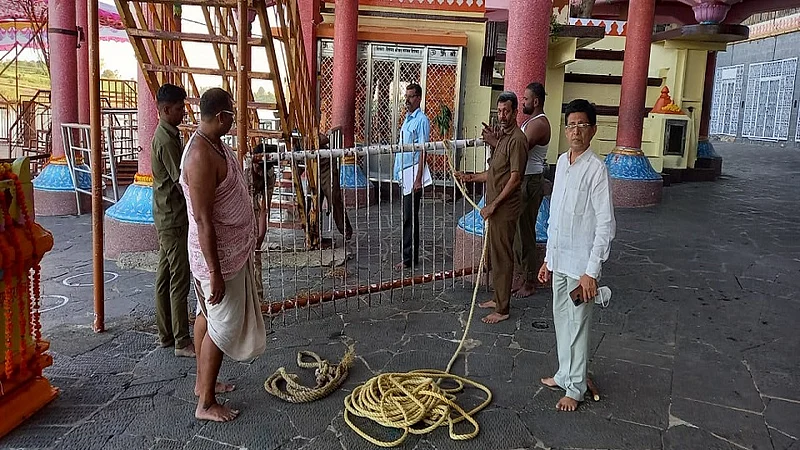 nrusinhawadi temple open this time