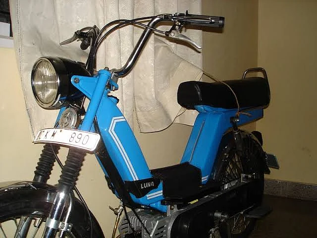 Deccan Queen Luna defeated the moped