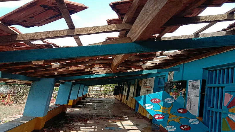 nature hurricane impact in mandangad ratnagiri