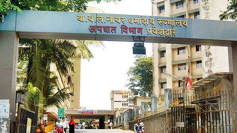 Big News - क्या बात हैं ! प्लाझ्मा थेरपी अखेर यशस्वी, नायरमधील रुग्णाच्या तब्येतीत सुधारणा