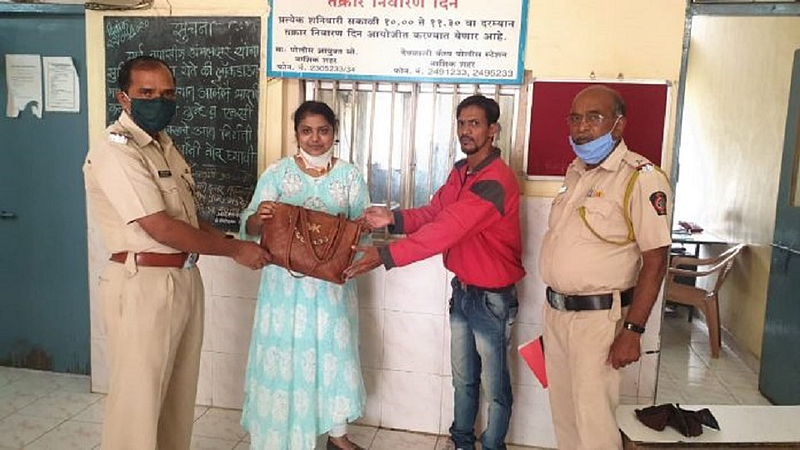 nashikroad-police.jpg