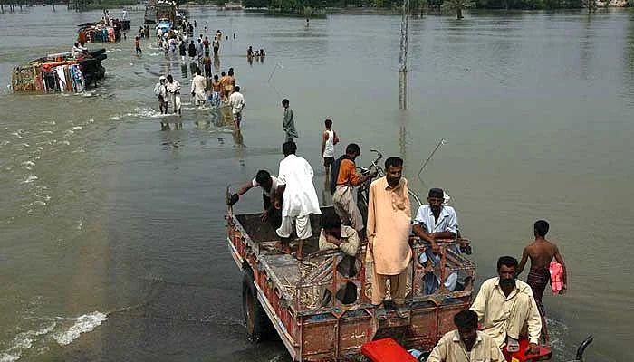 pakistan flood.jpg