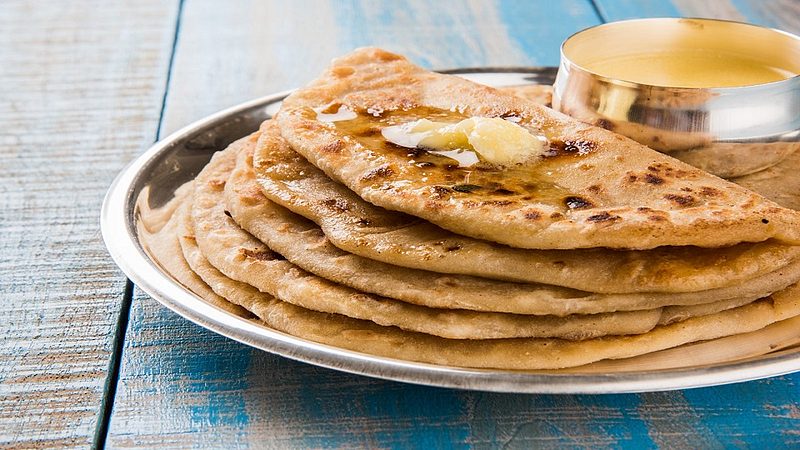 गरिबांचा पुरणपोळीचा घास हिरावला