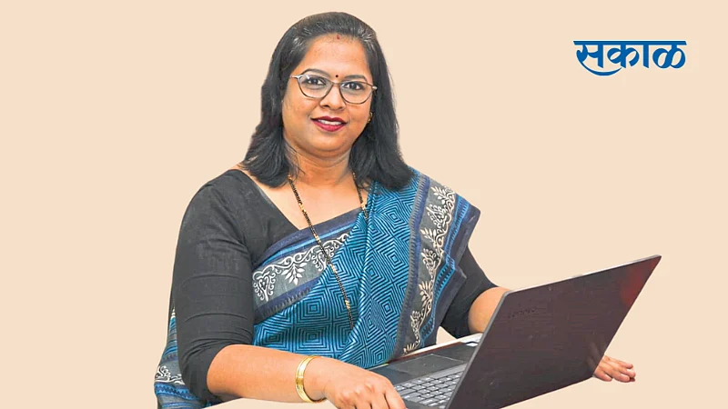 nagpur raisoni college professor made flexible antina }