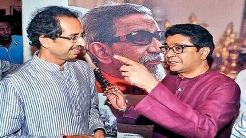 ncp leader chhagan bhujbal congratulates devendra fadnavis in assembly1ncp leader chhagan bhujbal congratulates devendra fadnavis in assembly