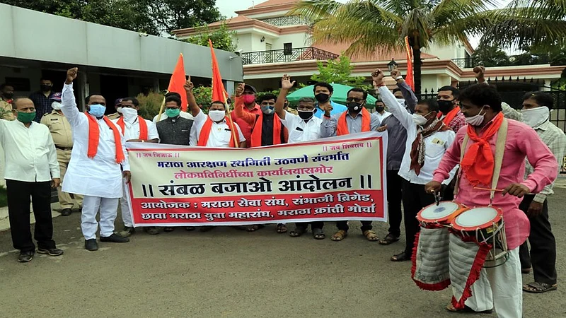 मराठा आरक्षणासाठी पिंपरी-चिंचवडमध्ये 'संबळ बजाव'