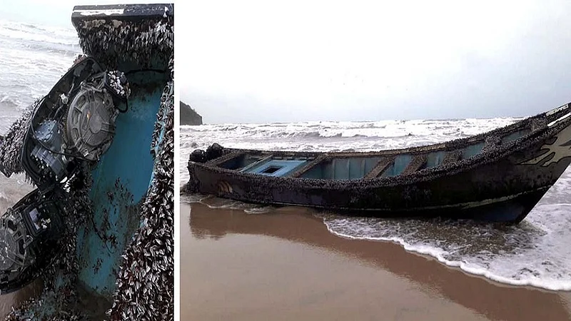 unsuspecting fishing boat found on Ganeshgule beach in ratnagiri taluka