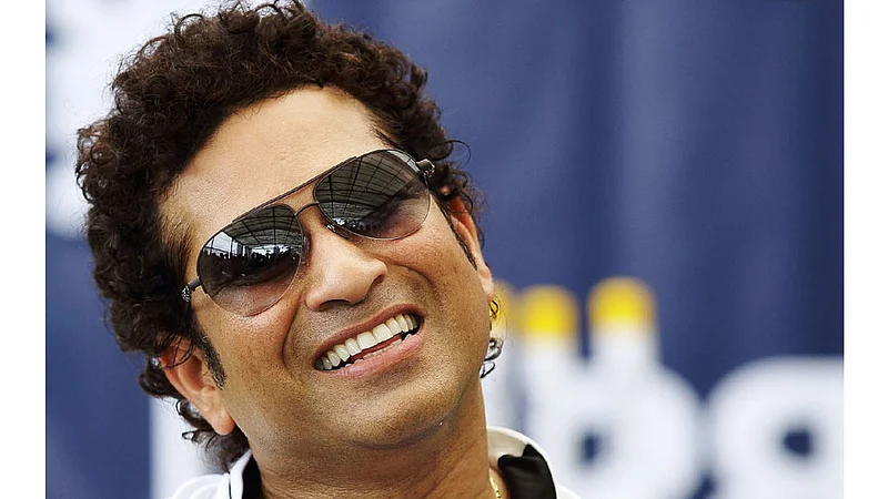 Sachin Tendulkar supporting England for Football World Cup