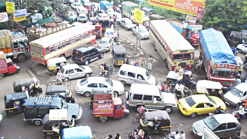अग्रलेख : कोंडी मनुष्यबळाची