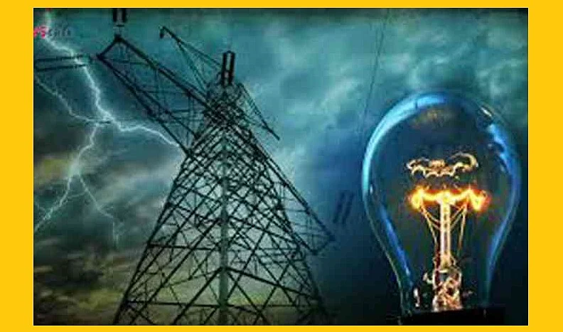 Akola News: Storms and rains hit the power system