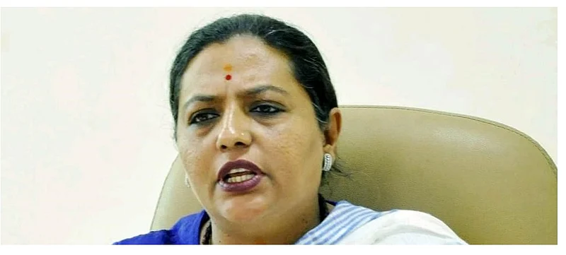 BJP started a literal war against Yashomati Thakur