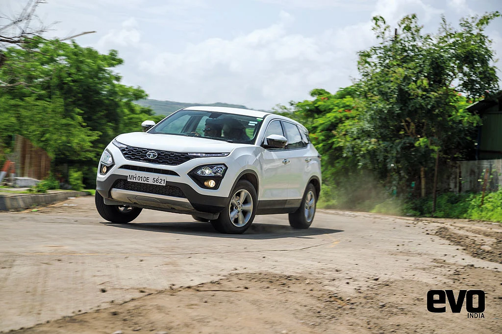 Front three quarters of the Tata Harrier