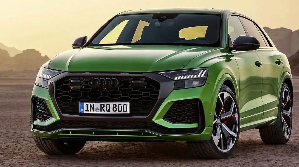 Audi takes the covers off the RSQ8 at the LA Auto Show
