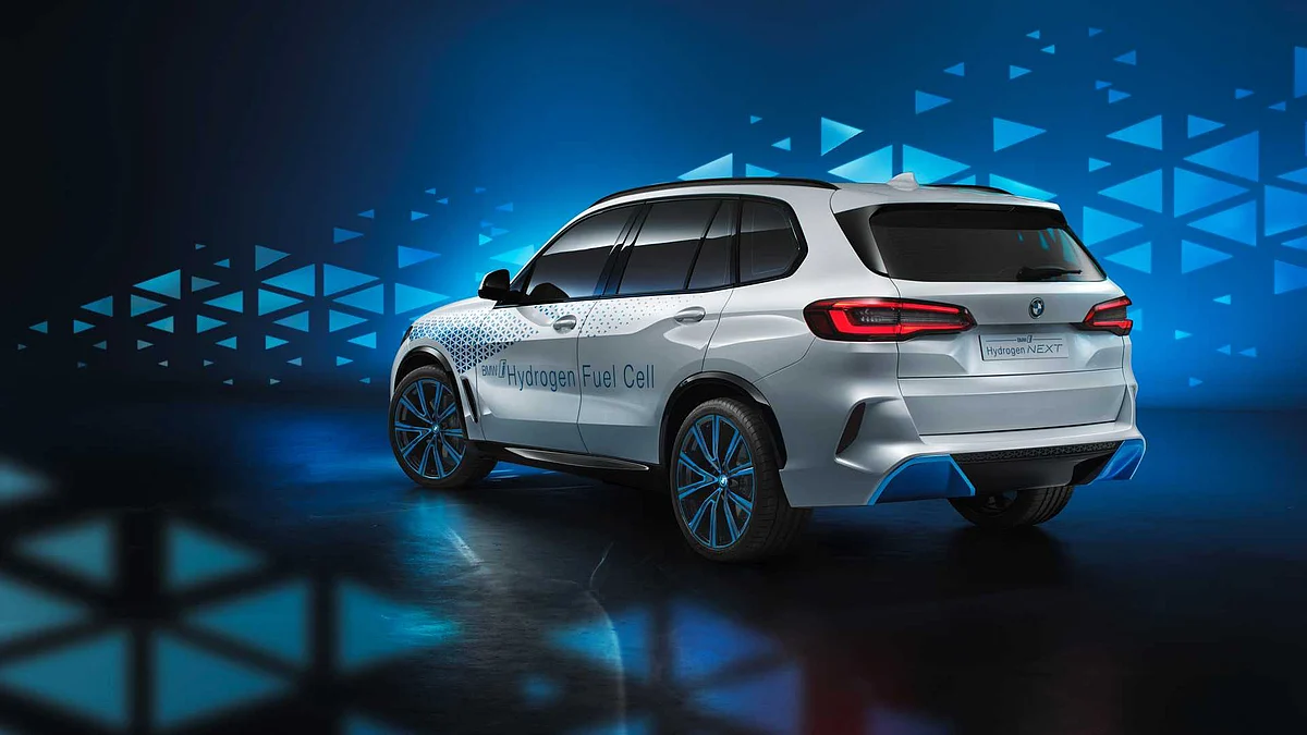Toyota has assisted BMW in the fuel cell components of the car