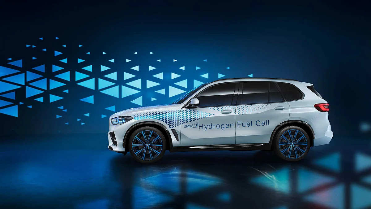 BMW, with this fuel cell technology, looks to attain mass-market appeal