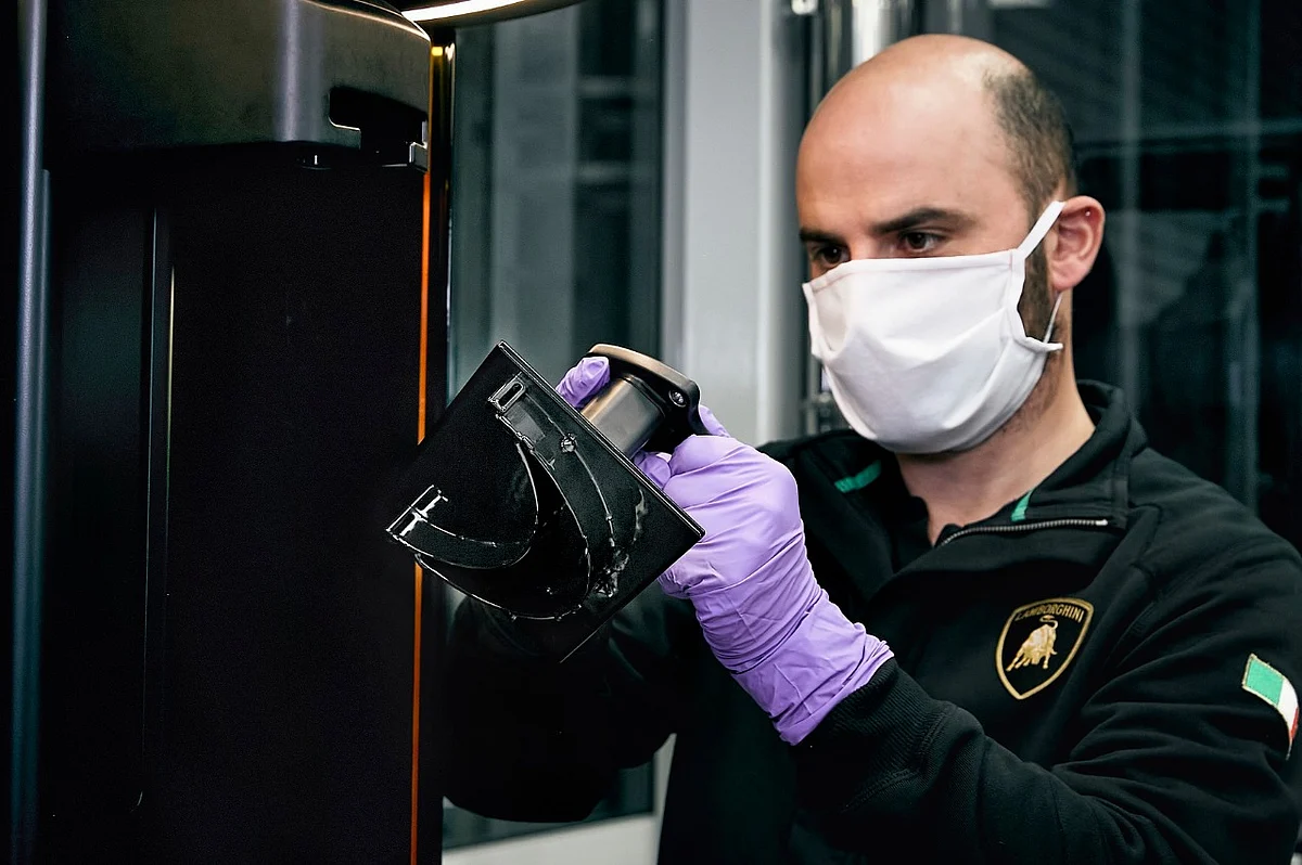 The Italian supercar manufacturer will produce 200 medical shields per day in its production plant in Sant’Agata, Bolognese