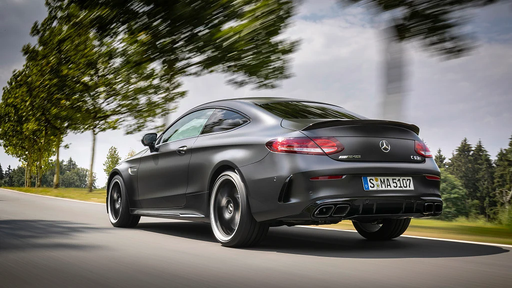 How do you like the coupe roofline on the C 63 AMG?