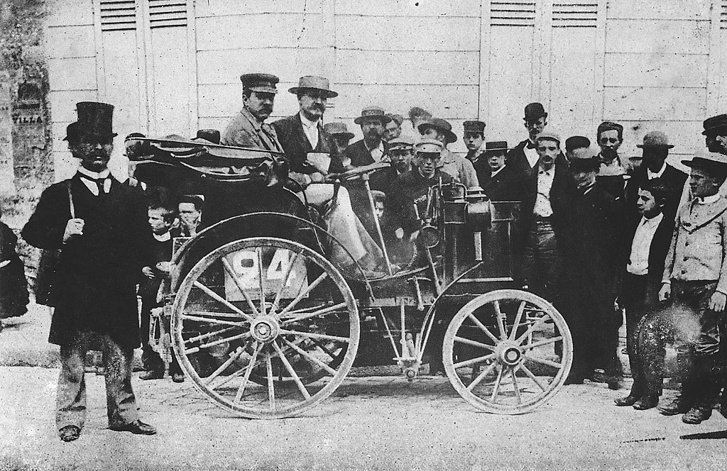 1894 Panhard Levassor motor car, with the first steering wheel