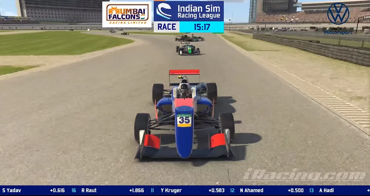 Raymond Samervel and Mudit Grover crash into each other (in the background)