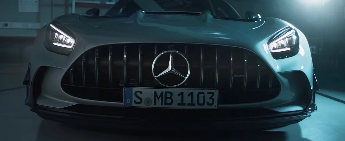 Notice the much larger grille
