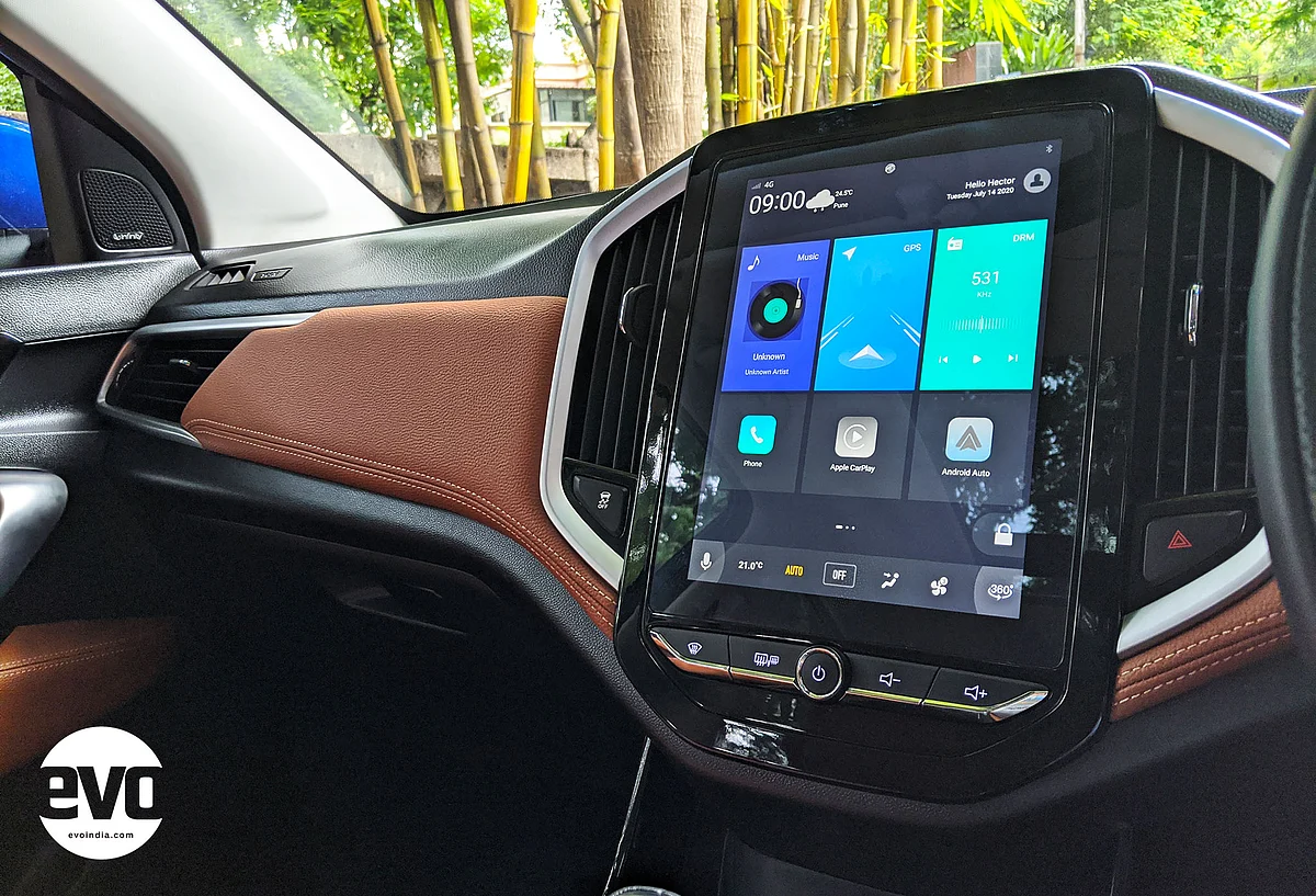 10.4-inch touchscreen is a highlight on the dashboard