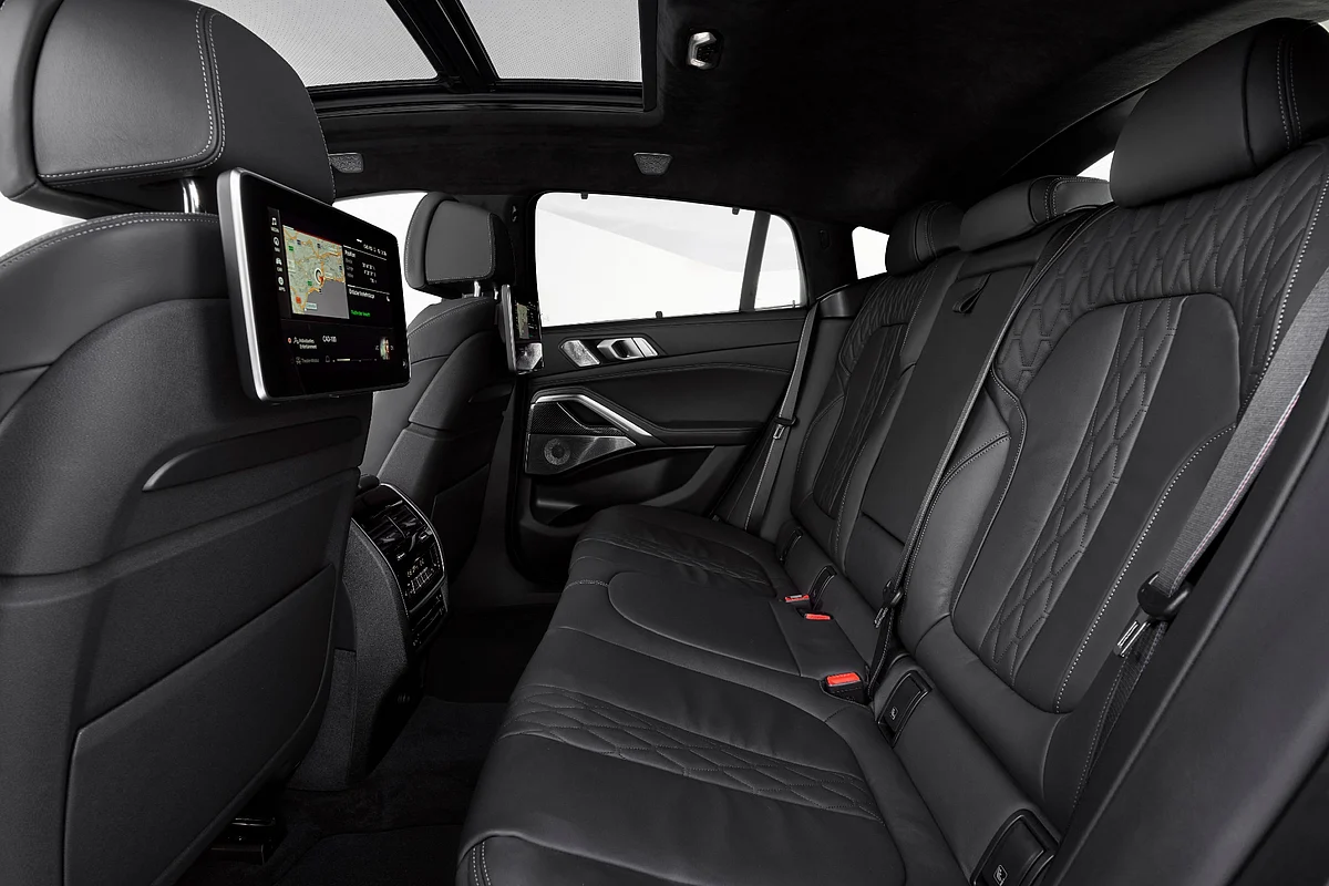The X6 is now longer and wider than the previous generations