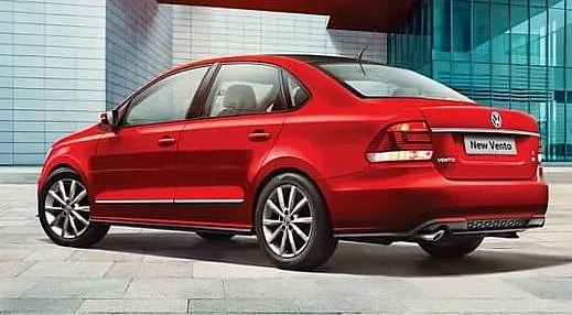 Even though it shares its engine with the Rapid, the Vento still has a few tricks up its sleeve