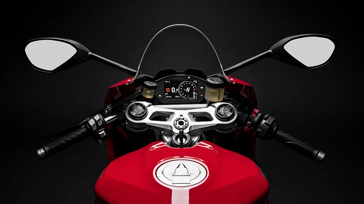 The TFT screen from where the rider can operate the electronics package