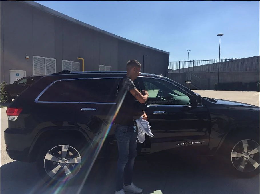 Rodrigo Bentancur - Jeep Cherokee