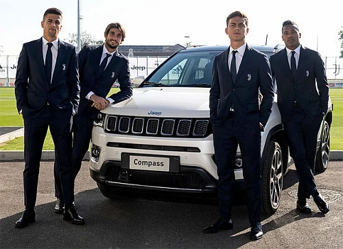 Alex Sandro - Jeep Compass
