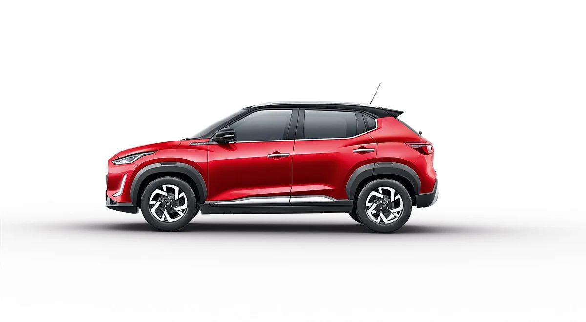 Ground clearance of 205mm is quite impressive in the segment