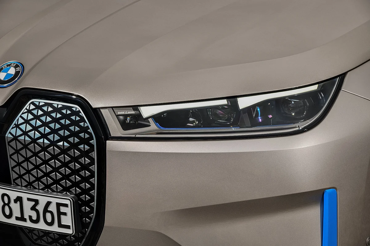 Blacked-out grille packs the necessary tech for autonomous driving, and its size keeps with the current BMW design aesthetic